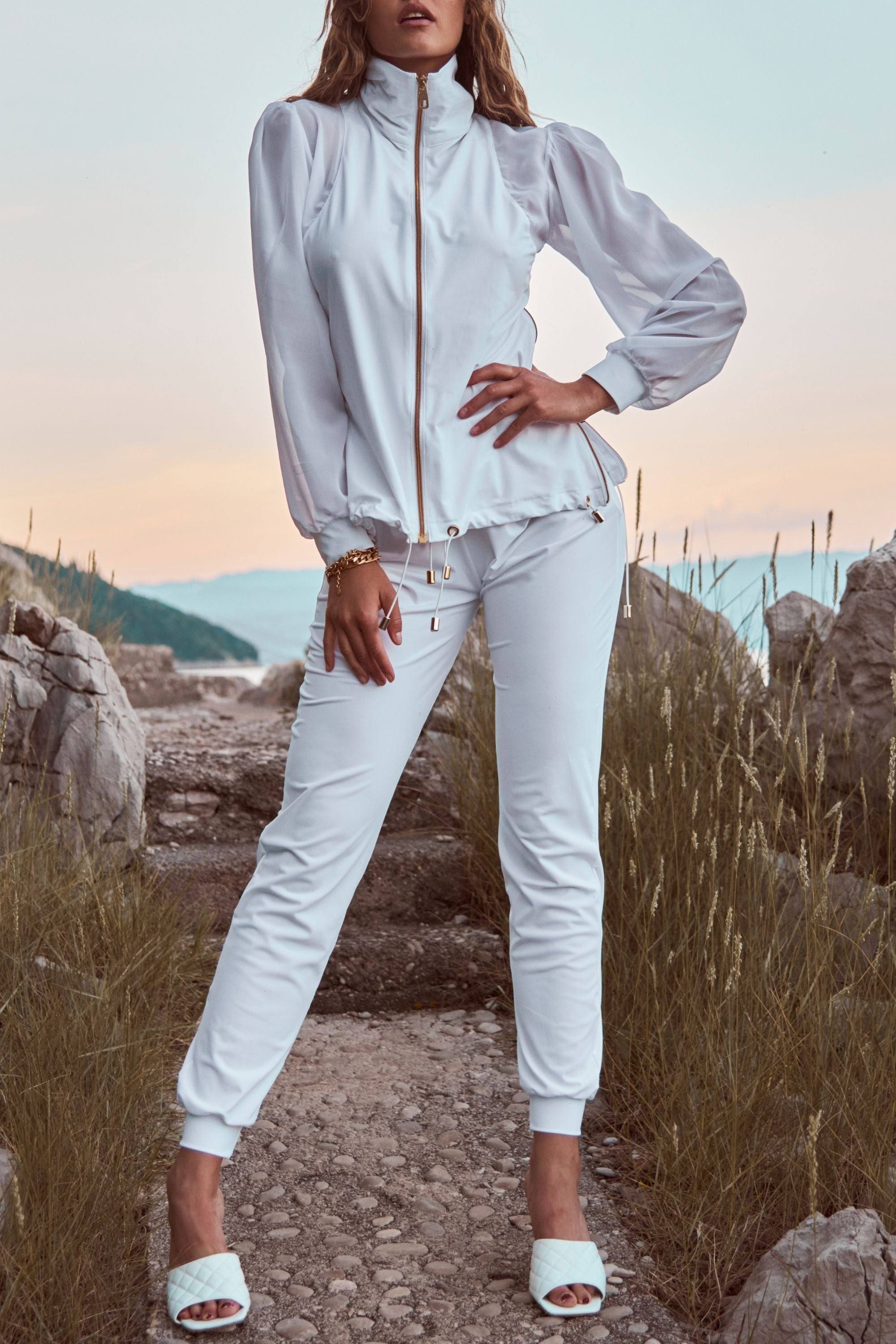 White tracksuit deals top womens